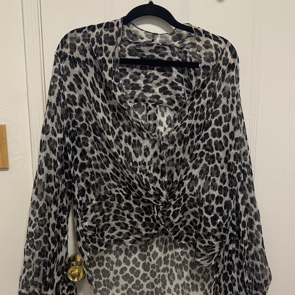 Caroline Constas Black and White Animal Print 100% Silk Blouse - Picture 1 of 8